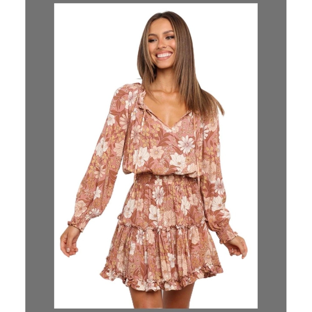 Petal & Pup Women's Kealan Floral Long Sleeve Mini Dress